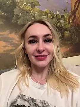 Snapshot of GraceCandy chatting on March 1, 2025, 11:26 pm GraceCandy online show from March 1, 2025, 11:26 pm
