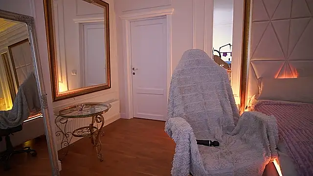 GraceCandy online show from February 7, 2026, 4:09 am