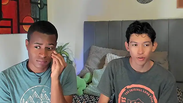 Snapshot of CrissBrownxxx chatting on October 12, 2025, 5:03 pm CrissBrownxxx online show from October 12, 2025, 5:03 pm