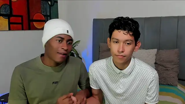 Snapshot of CrissBrownxxx chatting on October 21, 2025, 12:54 am CrissBrownxxx online show from October 21, 2025, 12:54 am