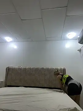 maymercy online show from December 3, 2025, 4:28 pm