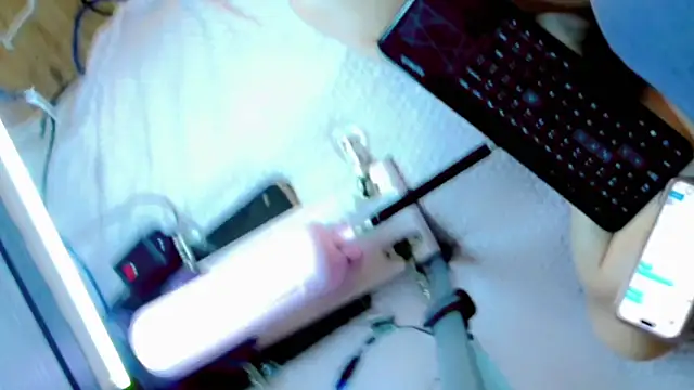 Imannejulienne online show from January 6, 2026, 2:15 am