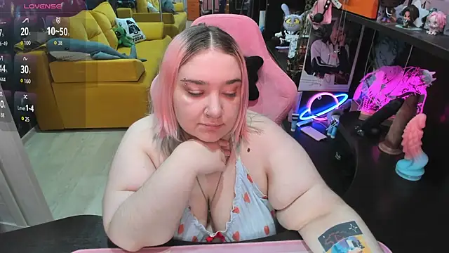 Softie Sofy online show from July 6, 2026, 1:45 am