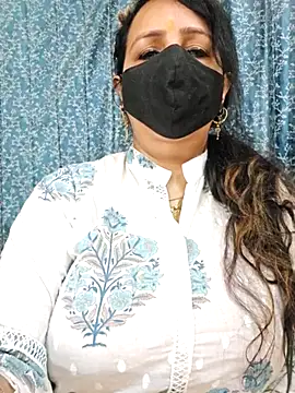 cute-tanvi online show from March 12, 2025, 1:25 am