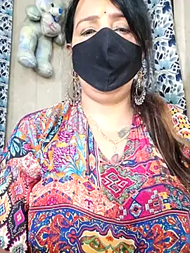 cute-tanvi online show from March 31, 2026, 1:29 am