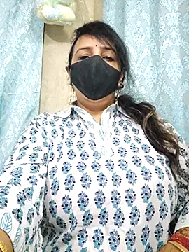 Snapshot of cute-tanvi chatting on October 25, 2025, 1:05 am cute-tanvi online show from October 25, 2025, 1:05 am