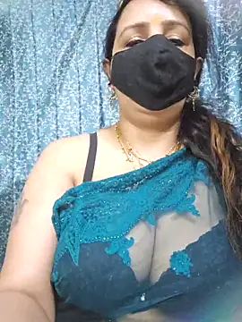 cute-tanvi online show from March 10, 2025, 1:01 am