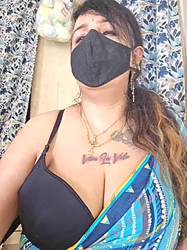 Snapshot of cute-tanvi chatting on September 27, 2025, 1:56 am cute-tanvi online show from September 27, 2025, 1:56 am