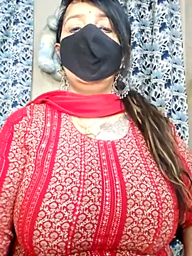 cute-tanvi online show from March 25, 2026, 12:44 am