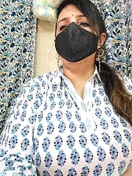 Snapshot of cute-tanvi chatting on October 16, 2025, 1:14 am cute-tanvi online show from October 16, 2025, 1:14 am