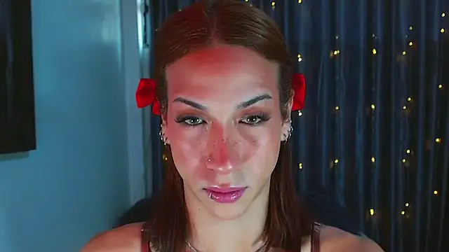 Kenisha Sweet online show from April 14, 2026, 10:26 pm