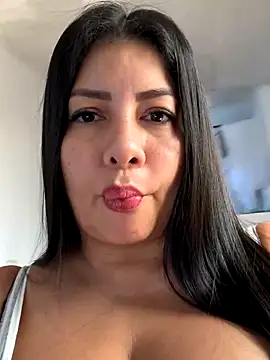 Snapshot of natural_bigboobs chatting on December 4, 2025, 2:27 pm natural bigboobs online show from December 4, 2025, 2:27 pm