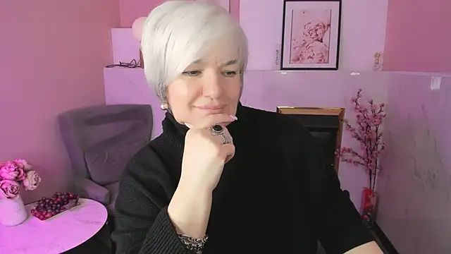 CarmenSoft online show from April 19, 2026, 8:55 pm