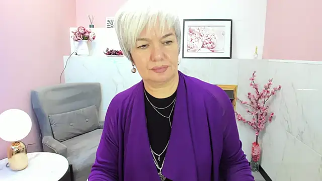 CarmenSoft online show from September 21, 2025, 8:58 pm