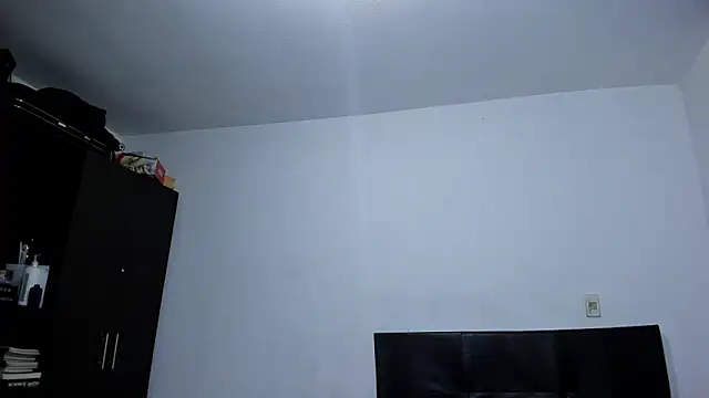 Snapshot of ares_sexxx chatting on February 14, 2026, 2:23 am ares sexxx online show from February 14, 2026, 2:23 am