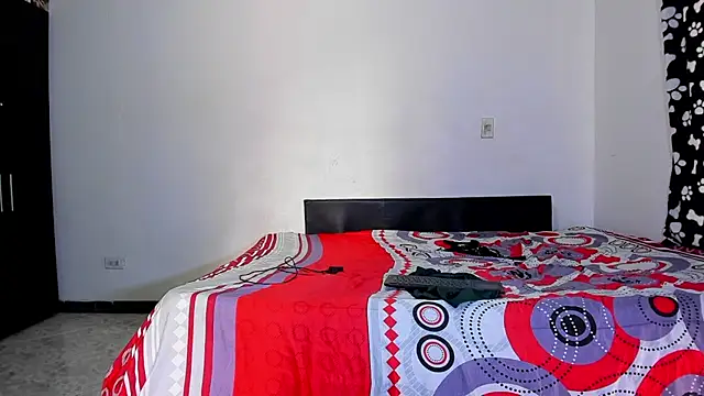 Snapshot of ares_sexxx chatting on January 19, 2026, 4:11 pm ares sexxx online show from January 19, 2026, 4:11 pm