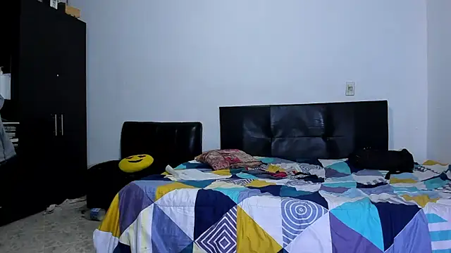 Snapshot of ares_sexxx chatting on February 5, 2026, 2:35 pm ares sexxx online show from February 5, 2026, 2:35 pm