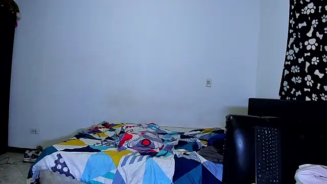 Snapshot of ares_sexxx chatting on October 12, 2025, 12:39 pm ares sexxx online show from October 12, 2025, 12:39 pm