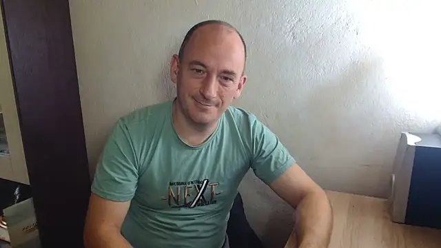 Johan   Barker online show from October 7, 2025, 10:49 am