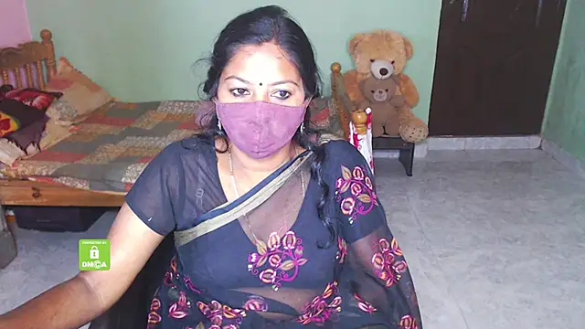 Snapshot of Novapol chatting on December 18, 2025, 5:45 am Novapol online show from December 18, 2025, 5:45 am