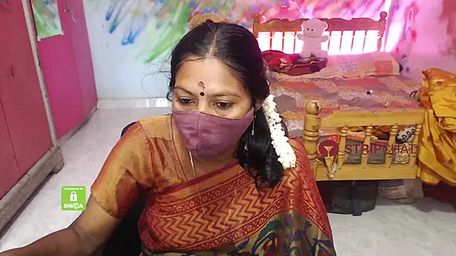 Snapshot of Novapol chatting on October 2, 2025, 5:33 am Novapol online show from October 2, 2025, 5:33 am