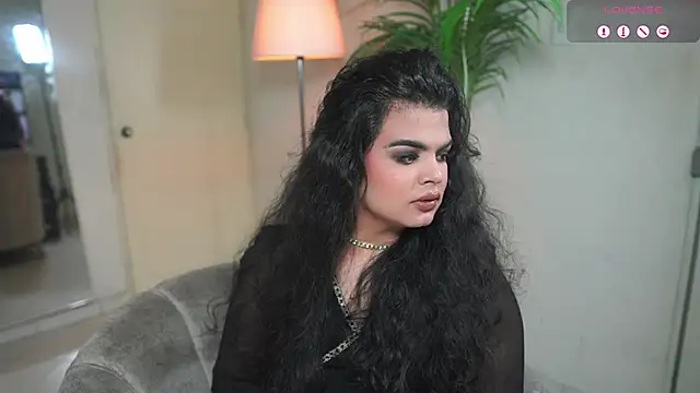 artechloe online show from September 29, 2025, 11:10 pm