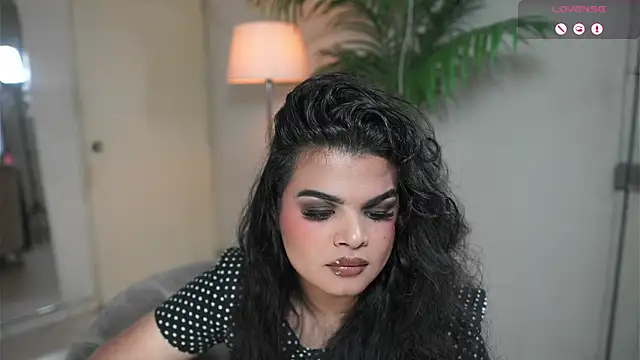 artechloe online show from October 1, 2025, 11:52 pm