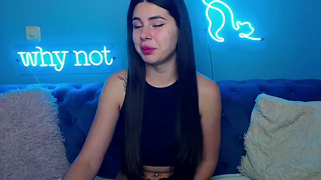 ViollinaLove online show from October 11, 2025, 4:46 am