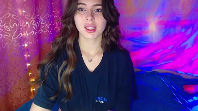 ViollinaLove online show from October 28, 2025, 5:39 am