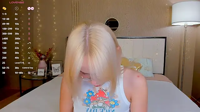 Snapshot of bellatip chatting on February 23, 2026, 12:56 am bellatip online show from February 23, 2026, 12:56 am