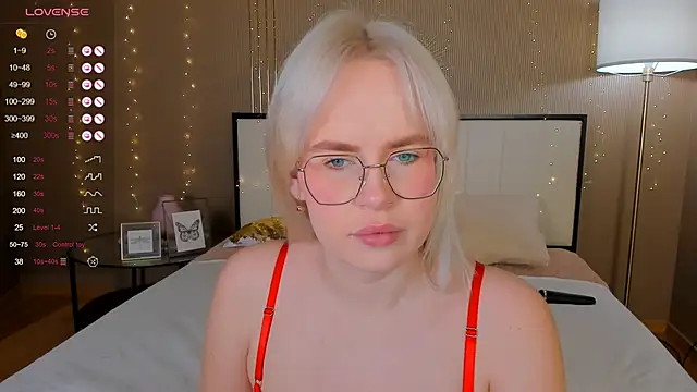 Snapshot of bellatip chatting on October 20, 2025, 12:45 am bellatip online show from October 20, 2025, 12:45 am