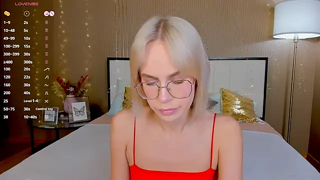 bellatip online show from April 11, 2026, 12:51 am