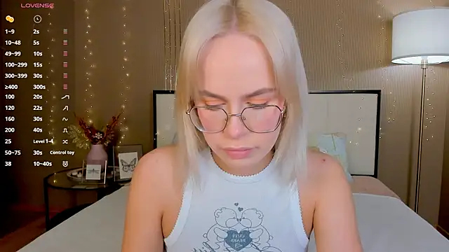 Snapshot of bellatip chatting on February 20, 2026, 12:40 am bellatip online show from February 20, 2026, 12:40 am