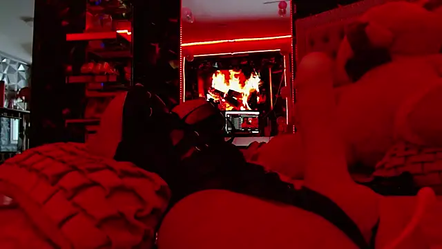 Gabrielamort online show from February 11, 2025, 3:40 pm