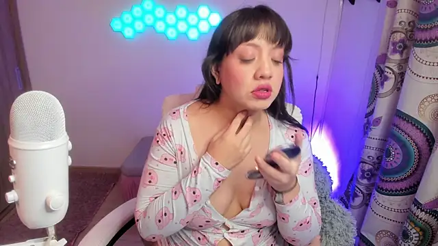 Snapshot of sophia_grants chatting on September 29, 2025, 5:14 am sophia grants online show from September 29, 2025, 5:14 am