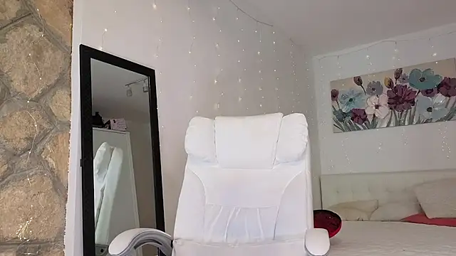 Ana D online show from April 17, 2026, 9:50 pm