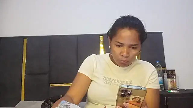 aleixane online show from April 17, 2026, 6:33 pm