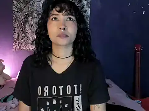 Snapshot of Mary_Rosse1 chatting on December 5, 2024, 9:44 am Mary Rosse1 online show from December 5, 2024, 9:44 am