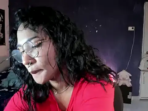 Snapshot of Mary_Rosse1 chatting on December 28, 2024, 1:59 pm Mary Rosse1 online show from December 28, 2024, 1:59 pm