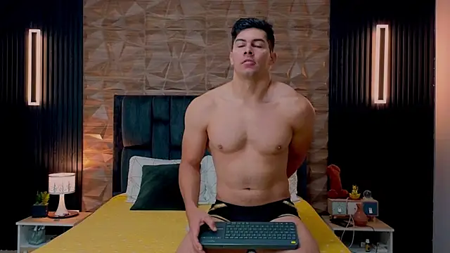 FelipeAndMarcello3 online show from September 17, 2025, 2:08 pm