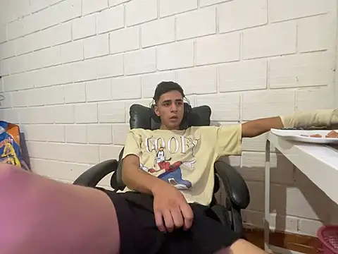 Max TheHorseDick online show from March 1, 2026, 7:14 pm