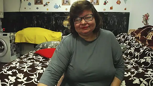 SweetMommaX online show from February 17, 2026, 7:22 pm