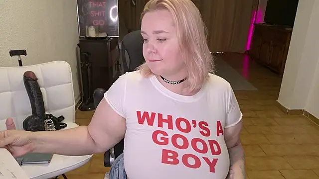 MargotGrey online show from April 10, 2026, 10:11 am