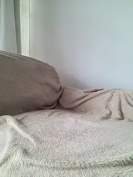 Electric bae online show from November 19, 2025, 2:06 pm