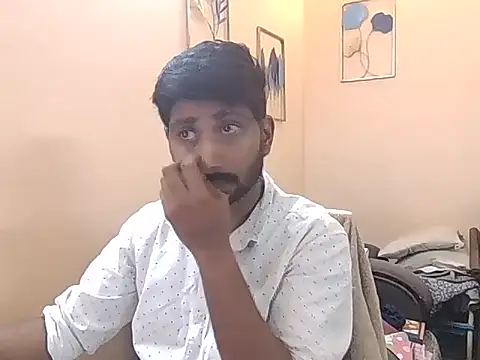 Snapshot of redvelvet_4 chatting on November 4, 2025, 2:21 pm redvelvet 4 online show from November 4, 2025, 2:21 pm