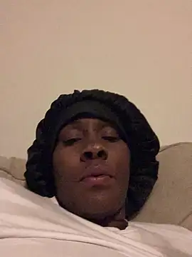 Foreignthababyy online show from October 30, 2025, 7:28 am