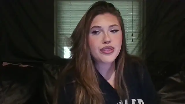 Snapshot of daddyarimm chatting on September 21, 2025, 4:34 pm daddyarimm online show from September 21, 2025, 4:34 pm