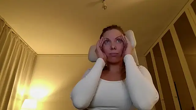 novaforyou1 online show from March 13, 2026, 8:58 pm