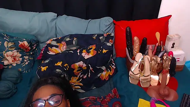 Snapshot of sexybootylicious chatting on October 12, 2025, 9:27 pm sexybootylicious online show from October 12, 2025, 9:27 pm