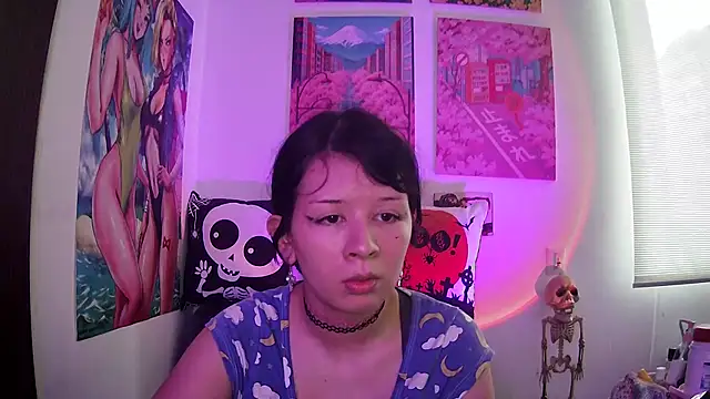 Snapshot of Haru_Queenn chatting on October 5, 2025, 8:54 pm Haru Queenn online show from October 5, 2025, 8:54 pm